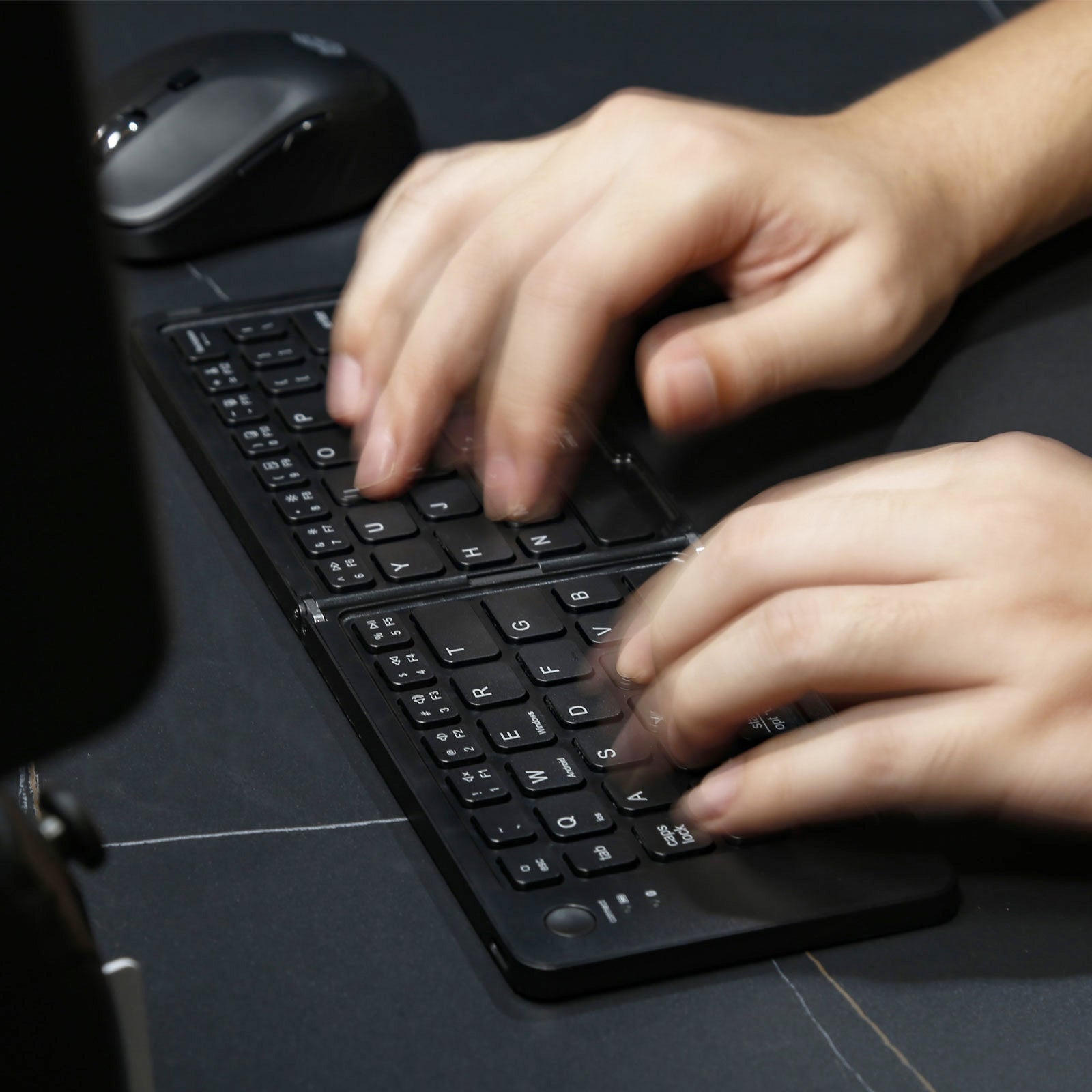 MKE 983 Foldable Wireless Keyboard